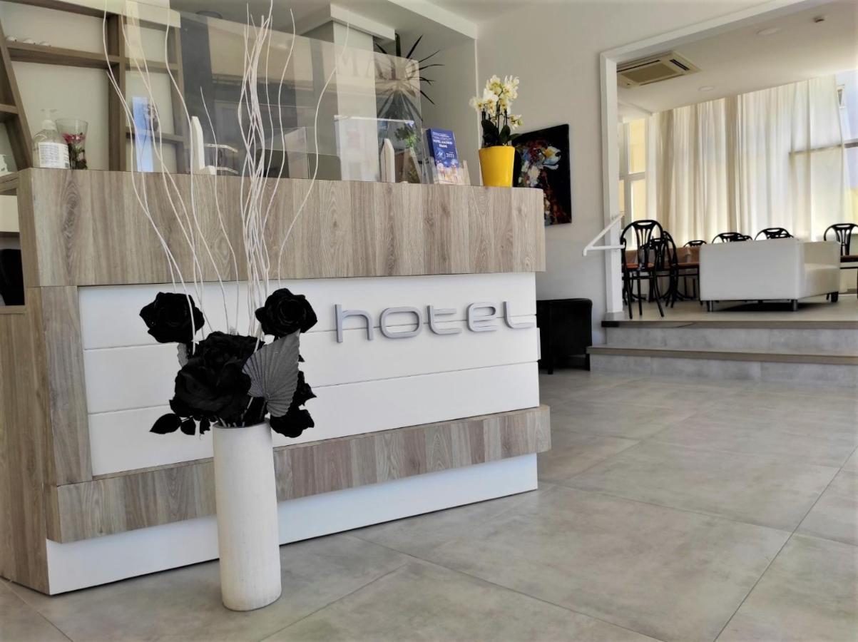 Hotel Madrid Rimini Exterior foto